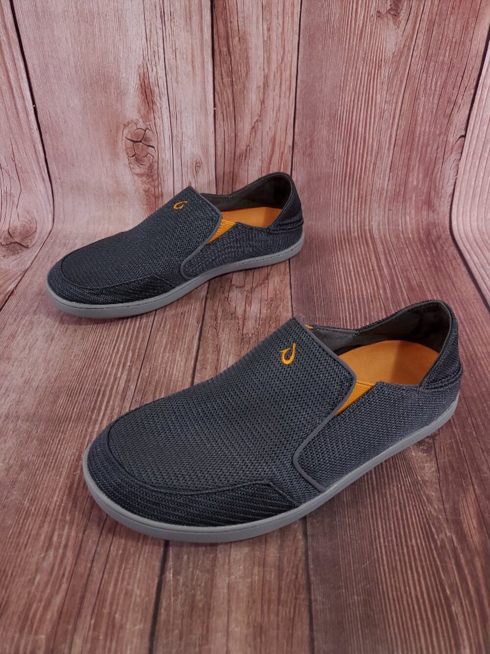 OluKai Nohea Mesh Slip On Shoes Mens Size 9.5 Casual Walking Sneakers Gray